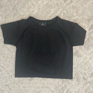 Black cropped workout top